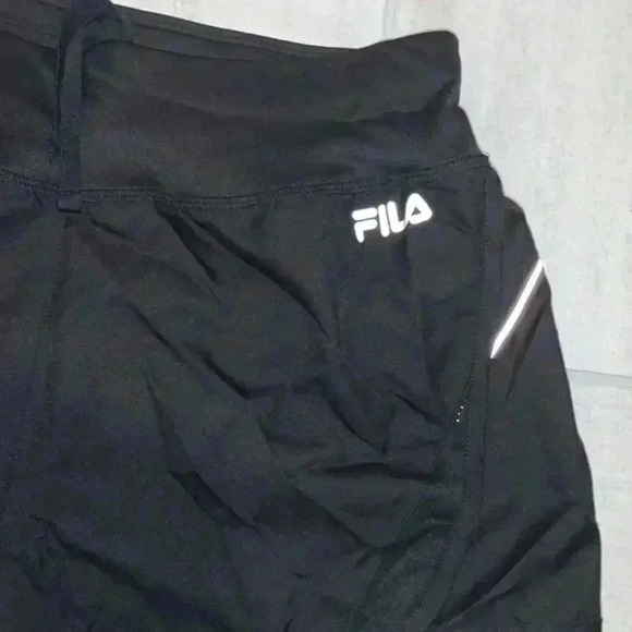 Vintage Fila Sport athletic Women’s black shorts size M - Picture 4 of 9